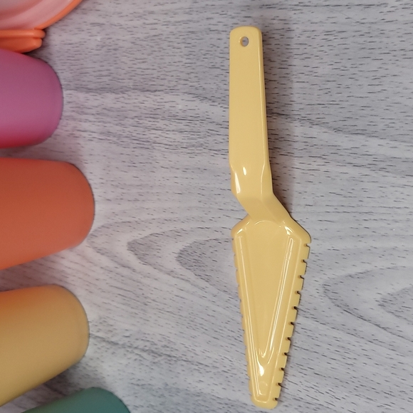 Tupperware Mini Picnic Set New - Picture 5 of 11